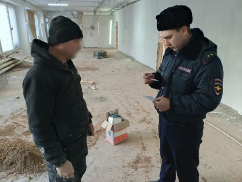 Сотрудники полиции Бузулука выявили нарушения при осуществлении иностранными гражданами трудовой деятельности в Российской Федерации 